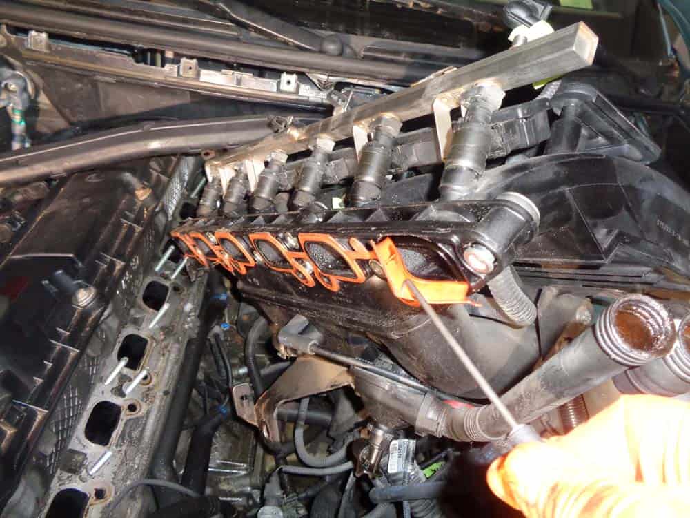 See B3327 in engine